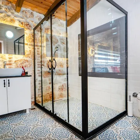 Valhalla Villa *